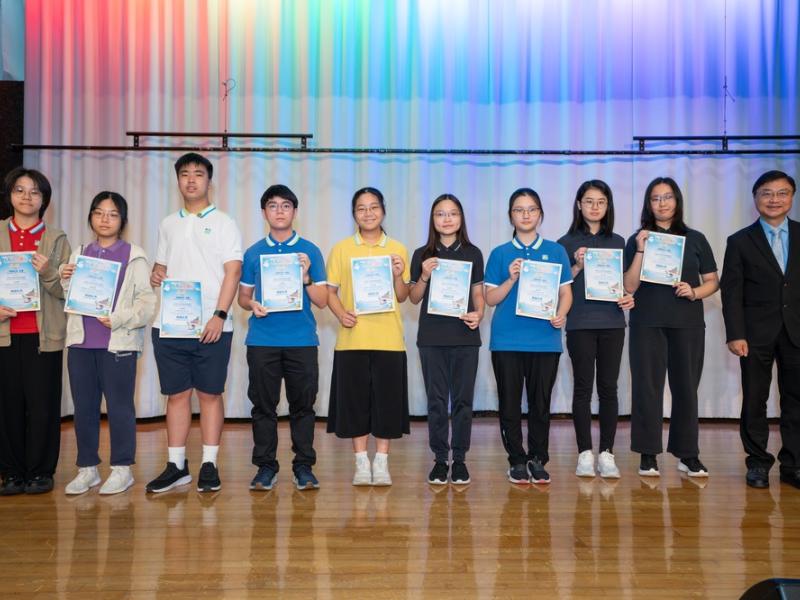 Consistency Wins: Honouring Our 10 Students in EDB's "Joyful Thousand-Mile Reading Cruise"!