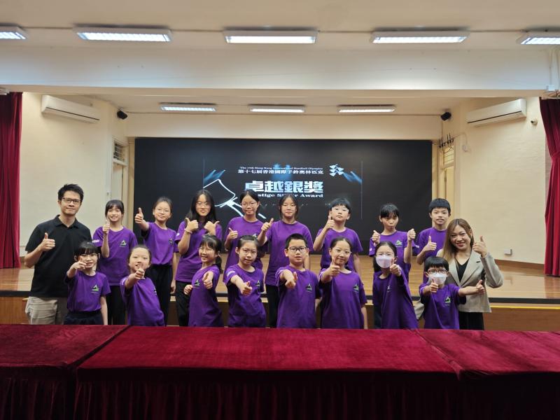 Logos Handchime Team Shines with Prestige Silver Award