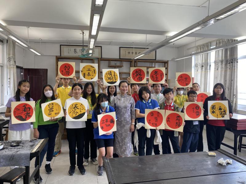 2425 Easter Students Exchange Trip (廣州綠翠現代實驗學校（濱江校區）)