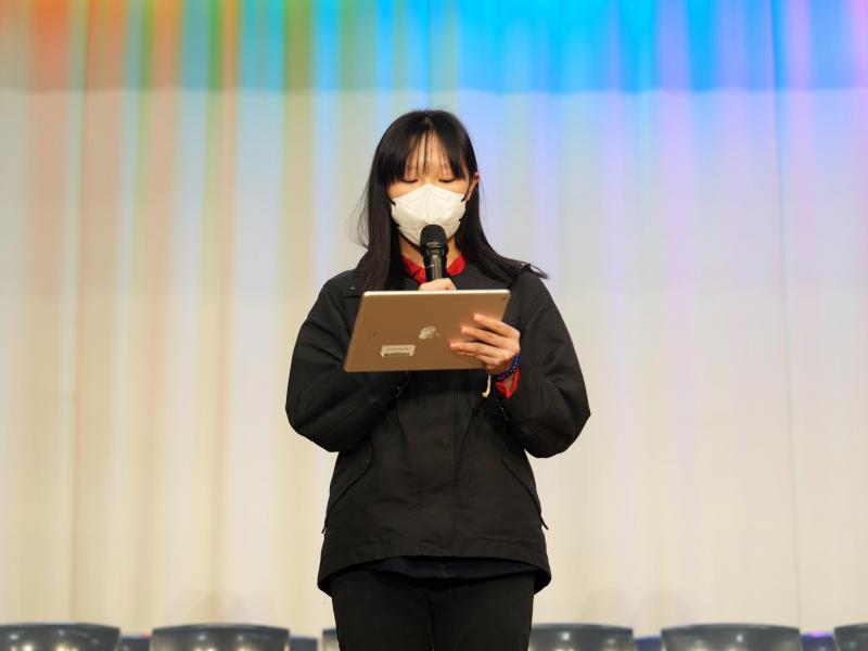 MS4最後上課天 學生代表領唱國歌