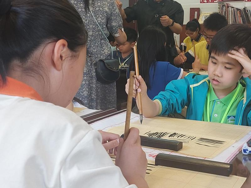 2425 Easter Students Exchange Trip (佛山環湖小學)