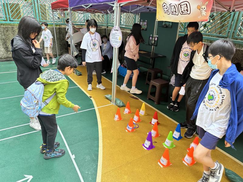 DS5 Service Learning Program: Second Activities