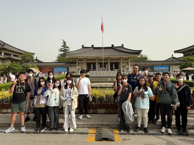 2425 Easter Students Exchange Trip (西安歷史考察團)