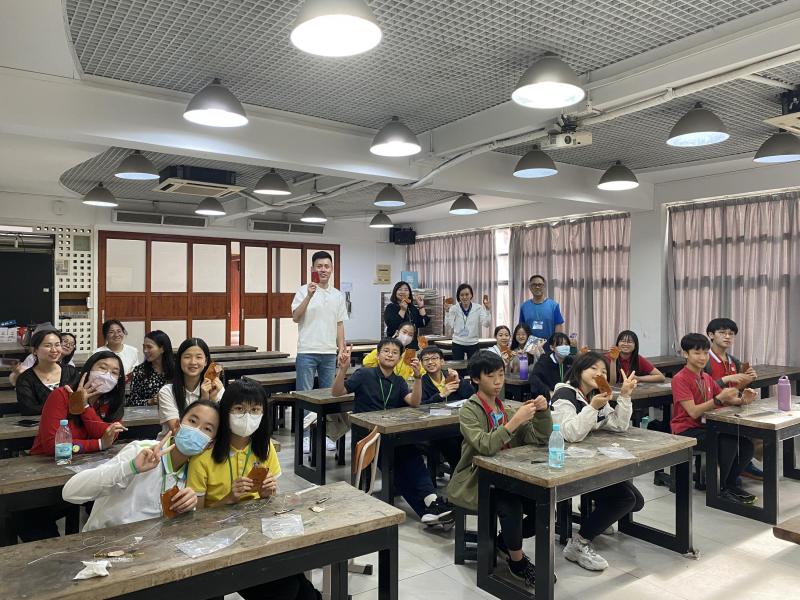 2425 Easter Students Exchange Trip (廣州綠翠現代實驗學校（濱江校區）)