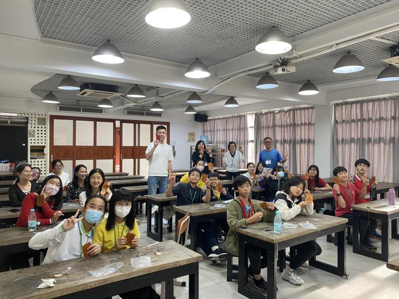 2425 Easter Students Exchange Trip (廣州綠翠現代實驗學校（濱江校區）)