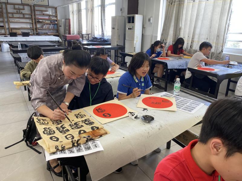 2425 Easter Students Exchange Trip (廣州綠翠現代實驗學校（濱江校區）)