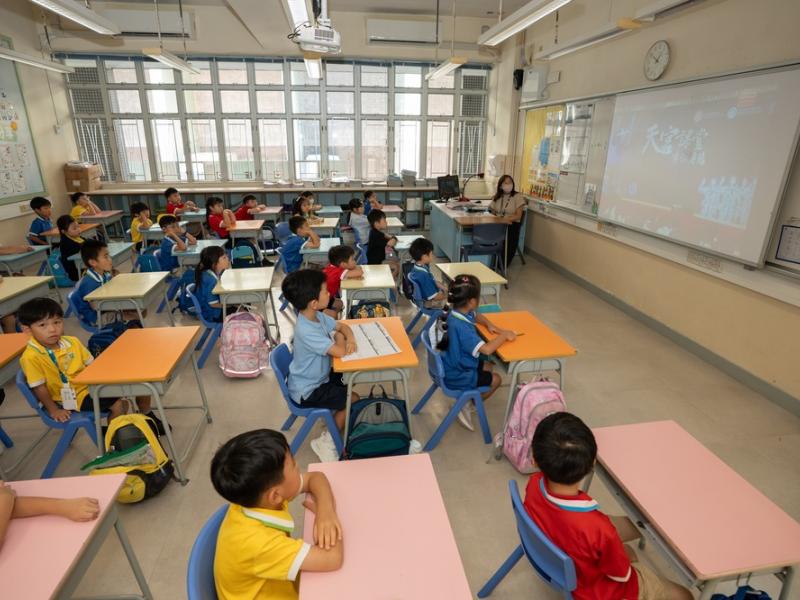 The HKCCCU Logos Academy Students Inspired by "Tiangong Class" Space Lecture to Foster National Pride and Scientific Exploration
