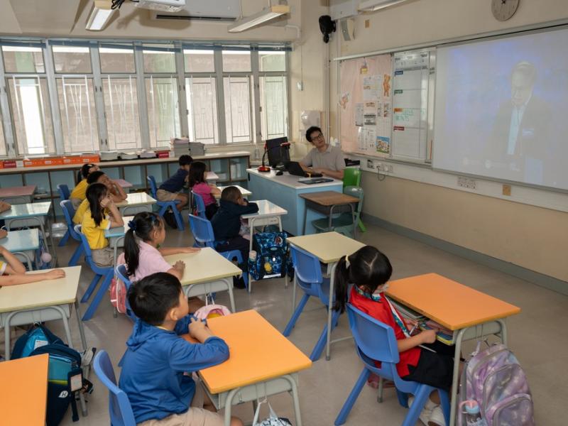 The HKCCCU Logos Academy Students Inspired by "Tiangong Class" Space Lecture to Foster National Pride and Scientific Exploration