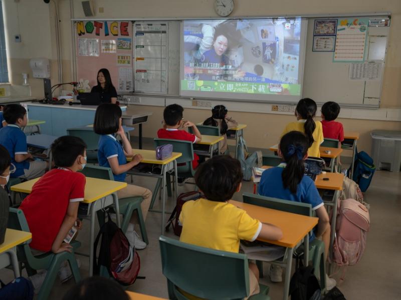 The HKCCCU Logos Academy Students Inspired by "Tiangong Class" Space Lecture to Foster National Pride and Scientific Exploration