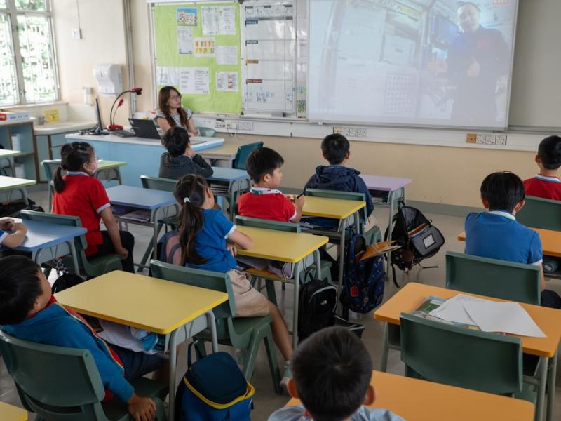 The HKCCCU Logos Academy Students Inspired by "Tiangong Class" Space Lecture to Foster National Pride and Scientific Exploration