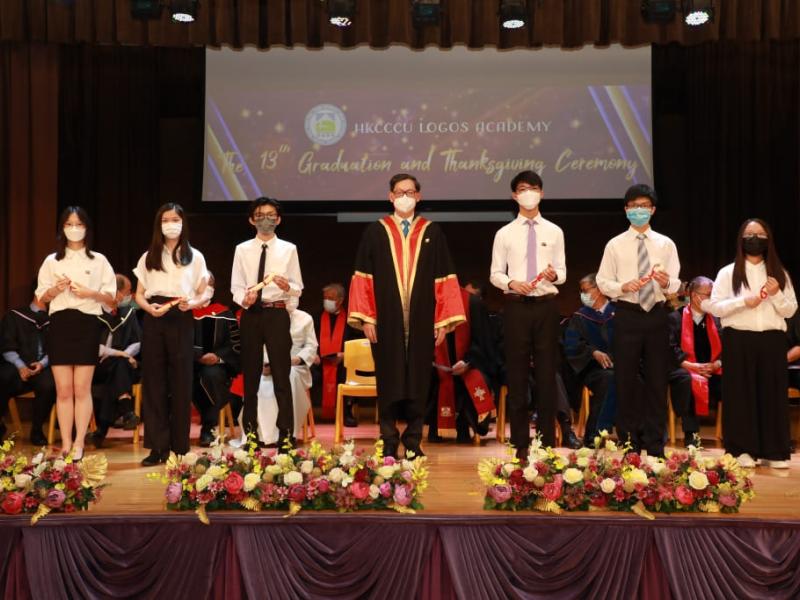 2022-06-25 The 13th Graduation and Thanksgiving Ceremony – Graduates Receiving Diploma