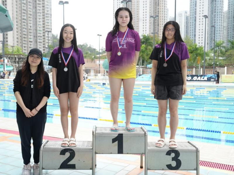 The 6th Swimming Gala33