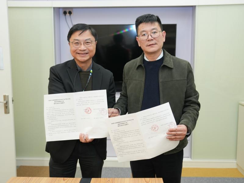 A Visit to Logos Academy from Ningbo Huizhen Academy