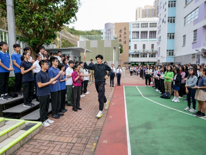 Torch Relay at Logos Academy Celebrates 15th National Games Spirit and National Pride