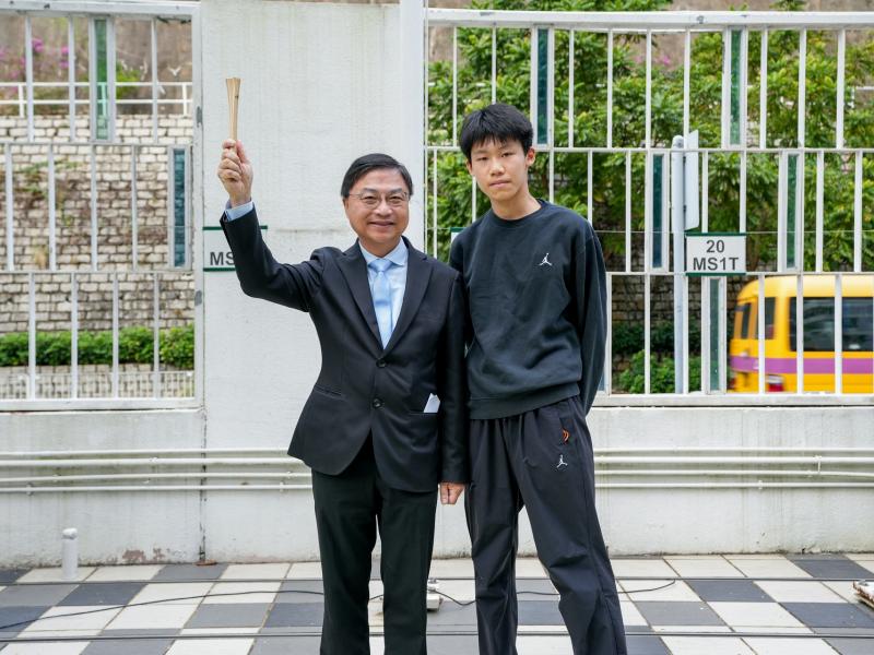Torch Relay at Logos Academy Celebrates 15th National Games Spirit and National Pride