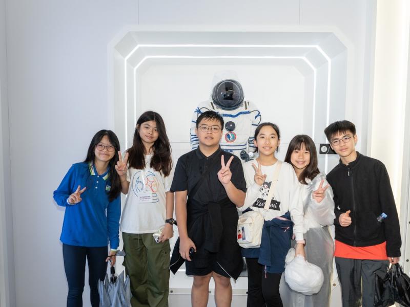 Inspiring Horizons: Students Join Rocket Launch Program in Hainan