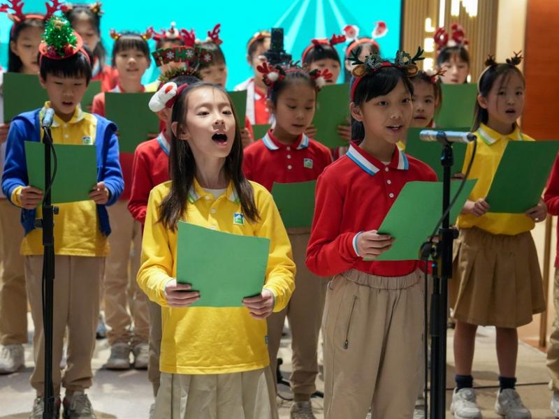 Hysan Place Choir Performance