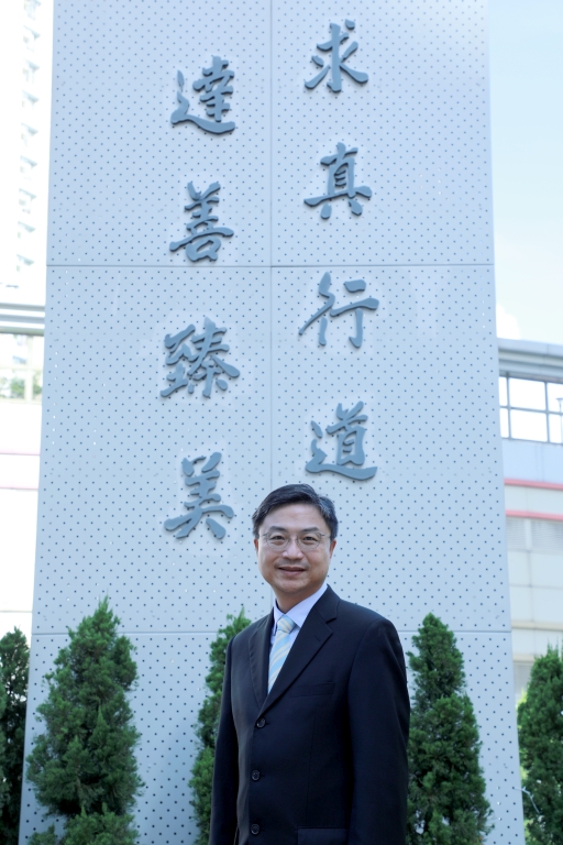 Dr. Richard Lee